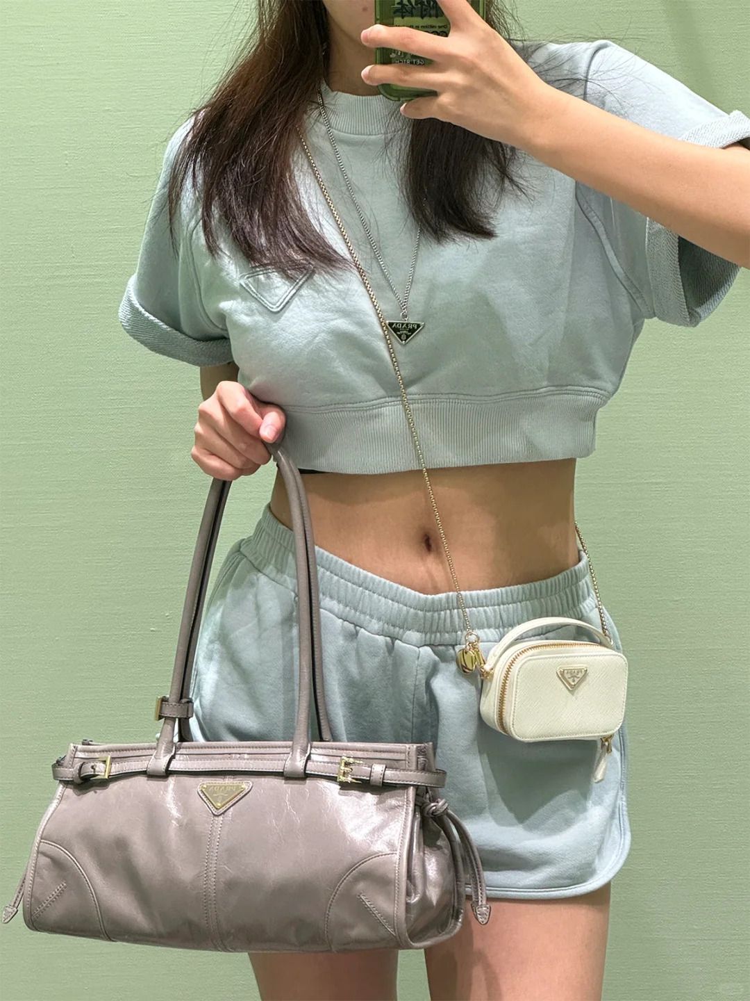 プラダ バッグ 修理 ファスナー