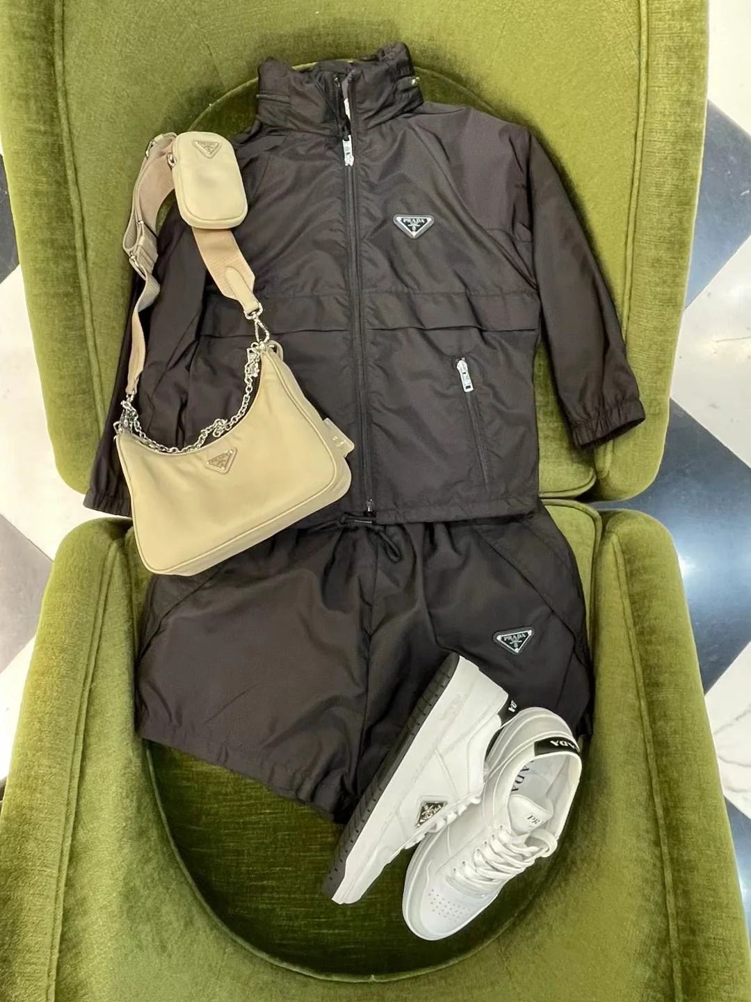 prada ショルダー バッグ アウトレット