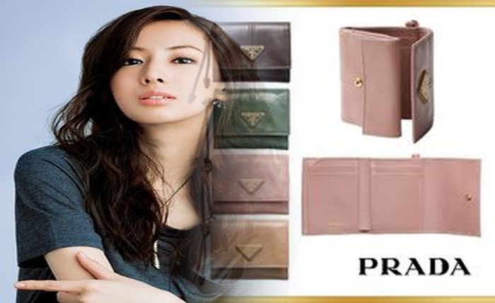 プラダ 財布 レディース 新作