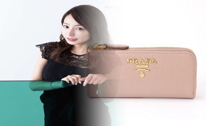 プラダ 財布 シリアル ナンバー