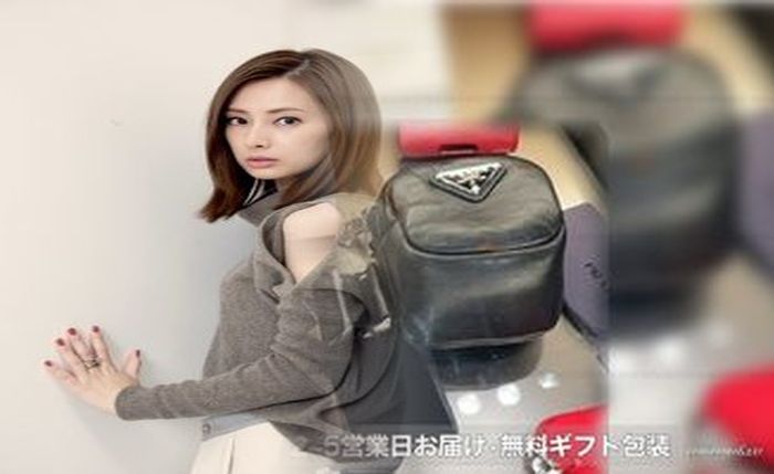 プラダ 財布 アウトレット 値段