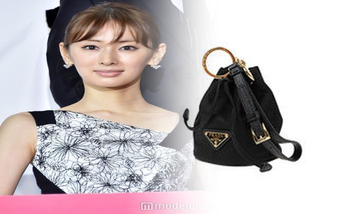 プラダ 財布 メンズ 長 財布 人気