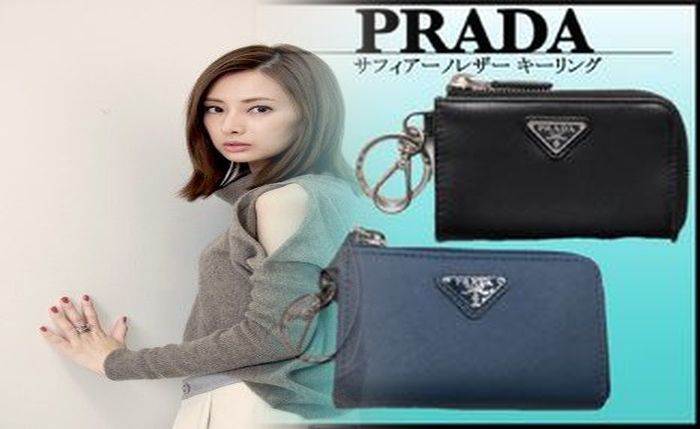 プラダ 三 つ折り 財布 レディース