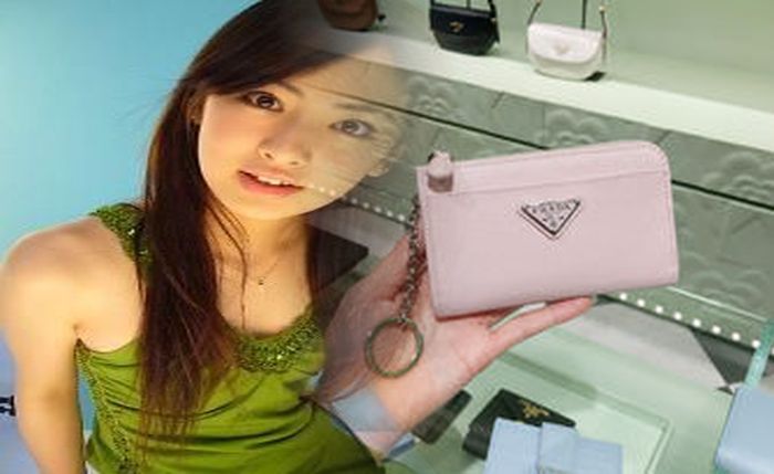 プラダ 財布 サフィアーノ バイ カラー