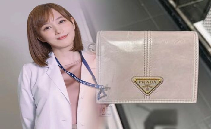 アウトレット プラダ 財布 値段