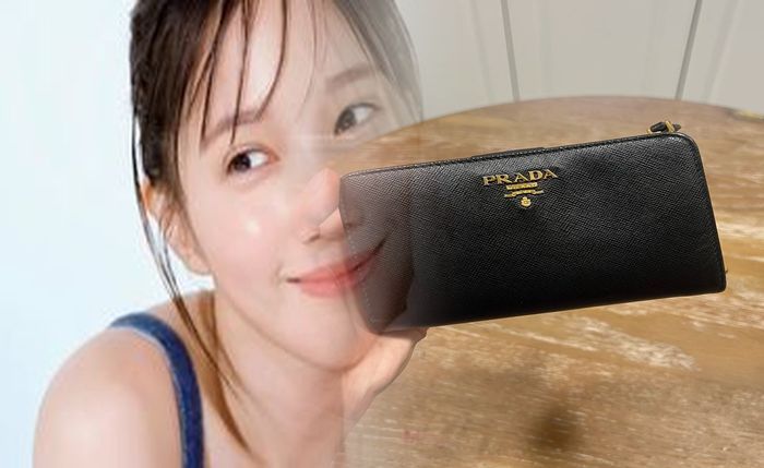 プラダ 財布 レディース 二 つ折り 財布