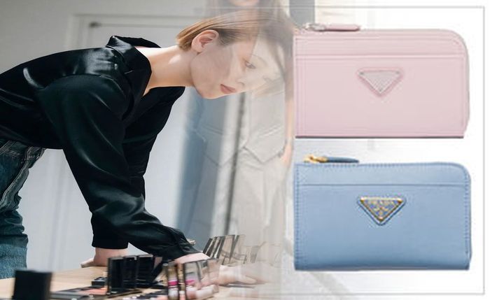 プラダ 折りたたみ 財布 メンズ