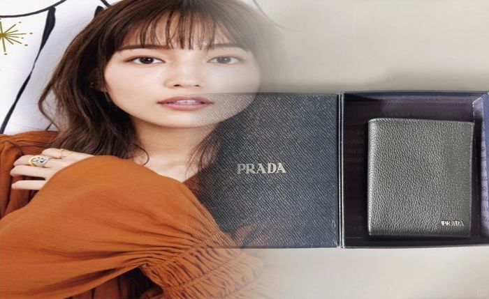 プラダ 財布 レディース ブルー