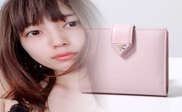 prada 財布 二 つ折り メンズ