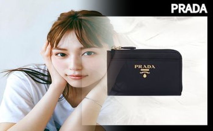 プラダ 折りたたみ 財布 リボン