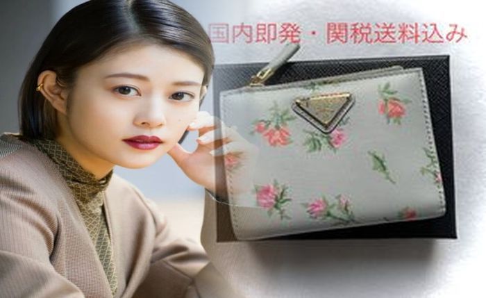 プラダ 財布 レディース 折りたたみ