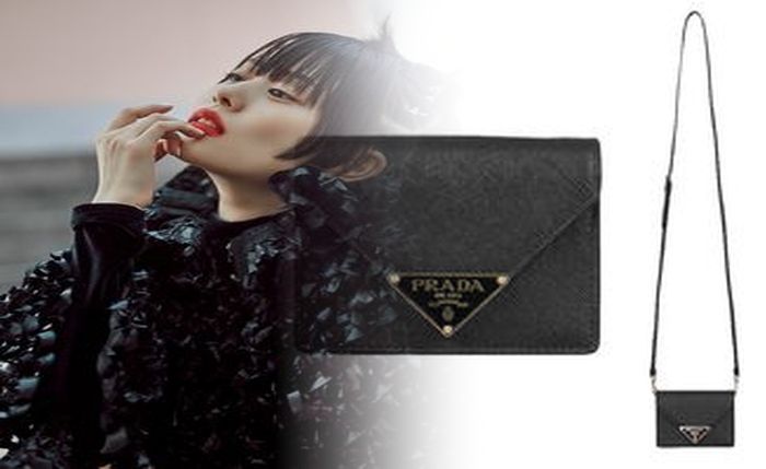 プラダ ナイロン 財布
