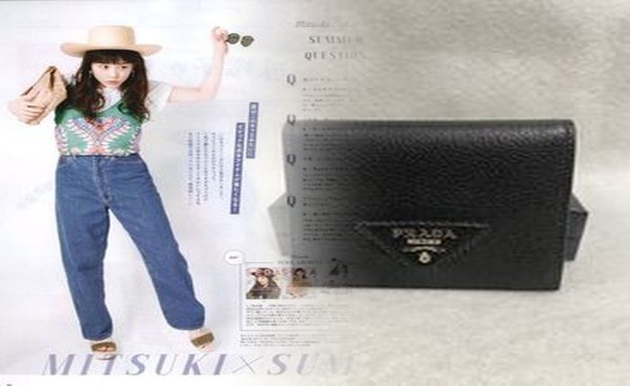 プラダ 財布 アウトレット 三田