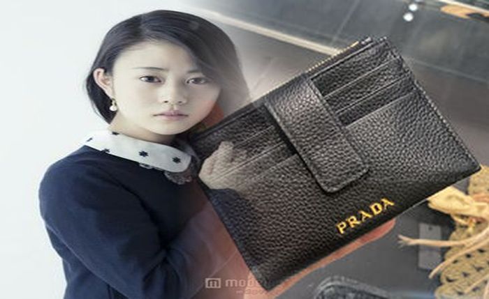 プラダ 財布 レディース 人気 色