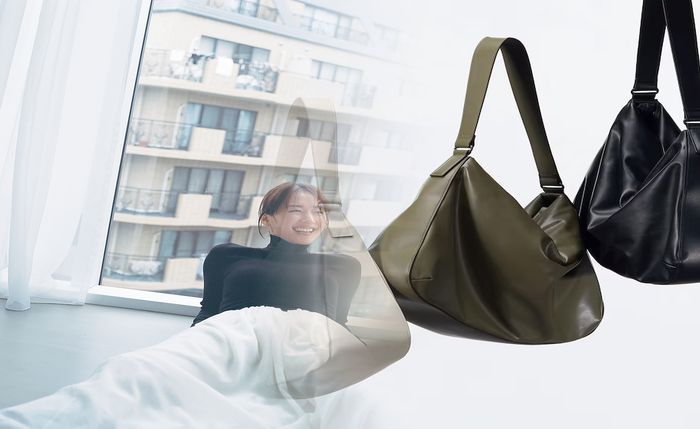 ユニクロ ナイロン ショルダー バッグ