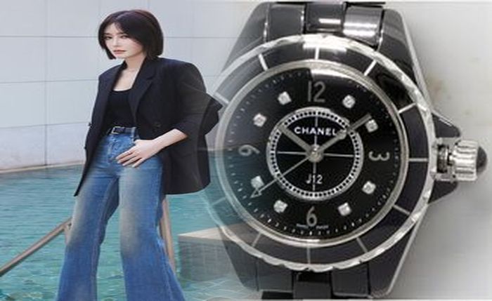 シャネル chanel プードゥル ユニヴェル セル リーブル