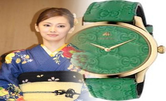 グッチ g タイムレス メンズ 腕時計