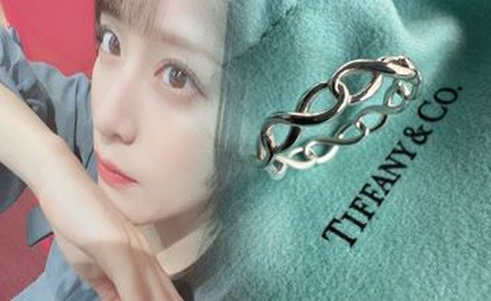 婚約 指輪 ゴールド ティファニー