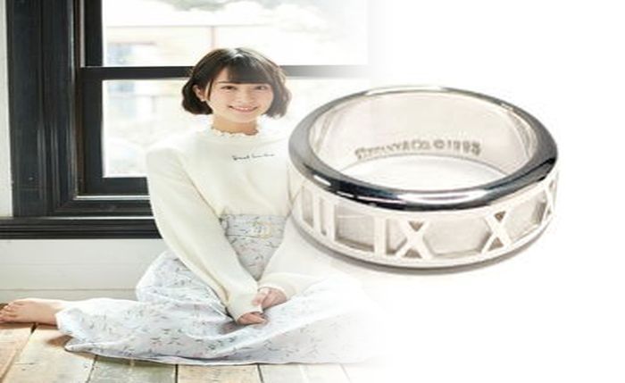 婚約 指輪 20 万 ティファニー