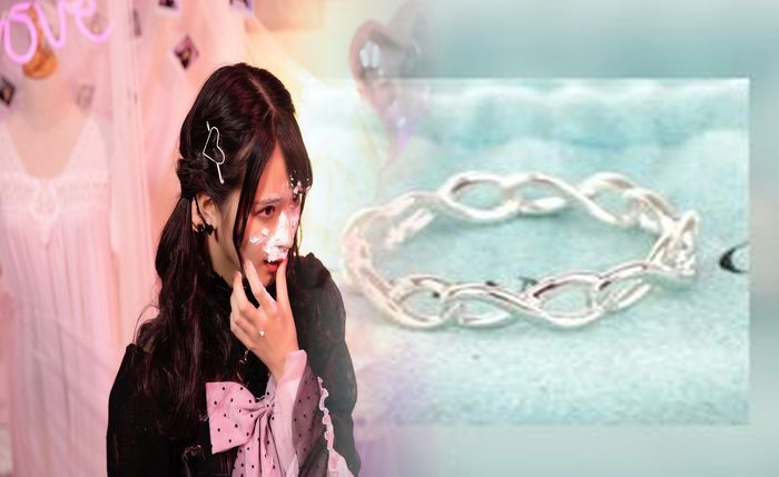 ティファニー 婚約 指輪 300 万