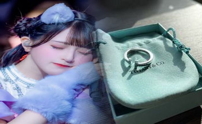 ティファニー セッティング 結婚 指輪 重ね 付け