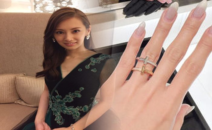 ティファニー 婚約 指輪 埋め込み