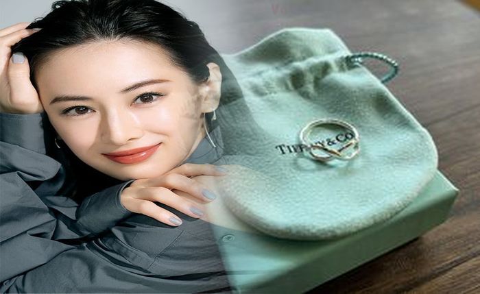 婚約 指輪 支払い いつ ティファニー