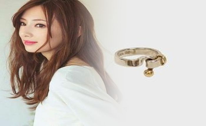 ティファニー 結婚 指輪 2.5 mm