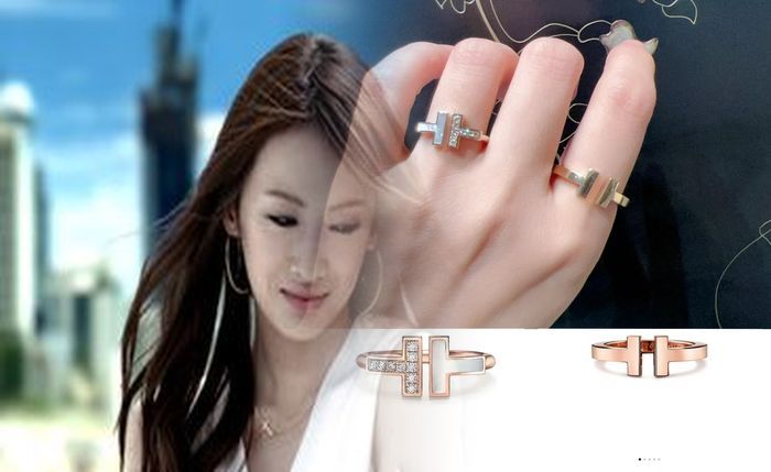 ティファニー トゥルー エンゲージメント リング