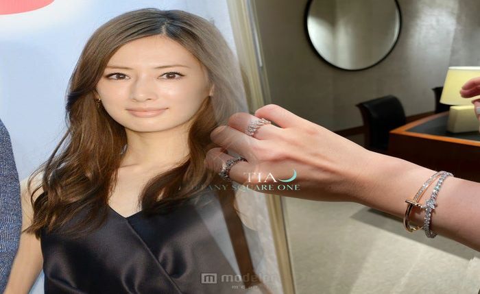 ティファニー 婚約 指輪 種類