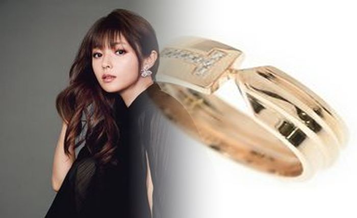 婚約 指輪 ティファニー 相場