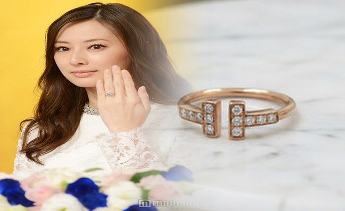 婚約 指輪 10 万 ティファニー