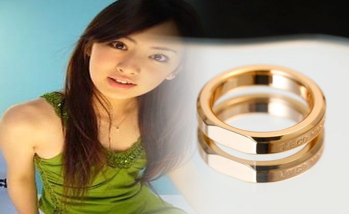 ティファニー レガシー 結婚 指輪