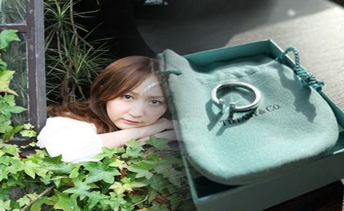 ティファニー 婚約 指輪 渡し 方