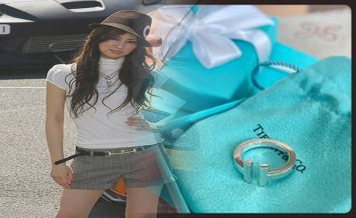 ティファニー リボン ダイヤ リング