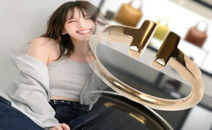 ティファニー 婚約 指輪 重ね 付け