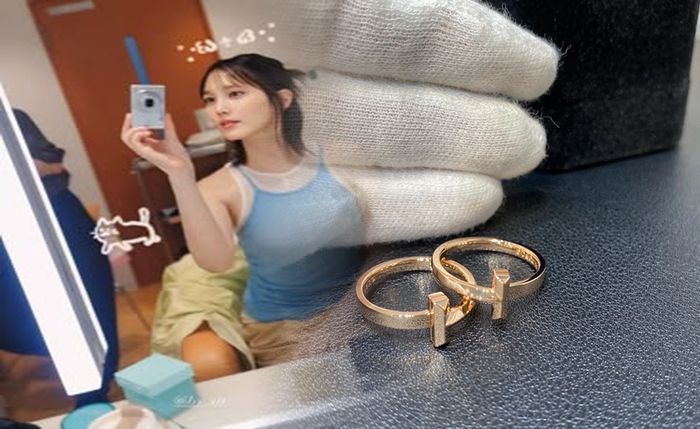 ティファニー エンブレイス エンゲージメント リング