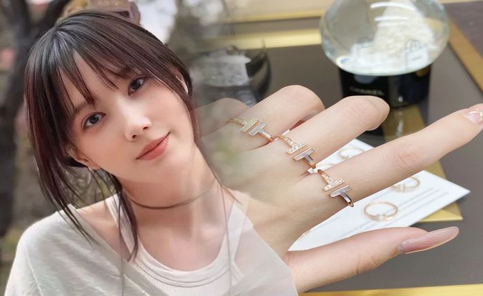 ティファニー ハーモニー 婚約 指輪 重ね 付け