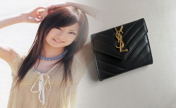 サン ローラン シリアル ナンバー