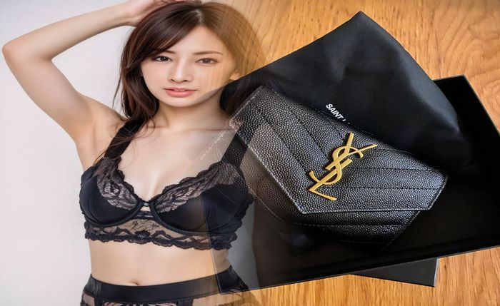 サン ローラン の ラディアン ト タッチ