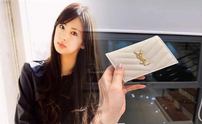 サン ローラン 名 入れ 店舗