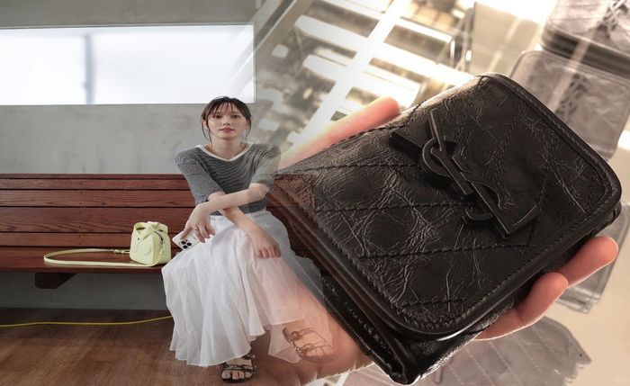 サン ローラン ファンデーション 口コミ