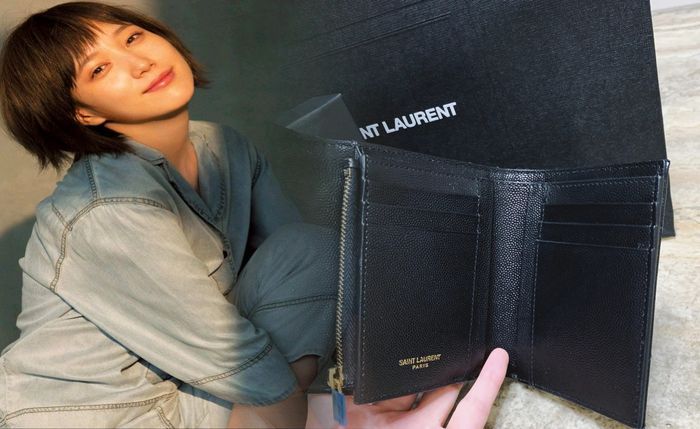 サン ローラン キアヌ リーブス