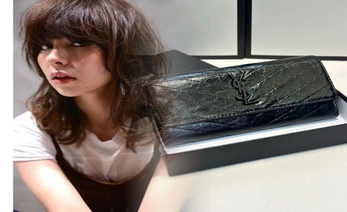 サン ローラン リップ 名前 入り