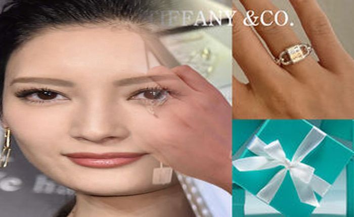 ティファニー 婚約 指輪 カラット