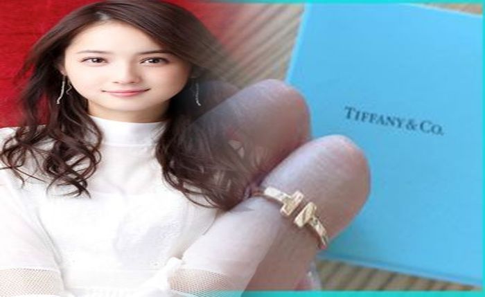 プロポーズ 指輪 ティファニー 値段