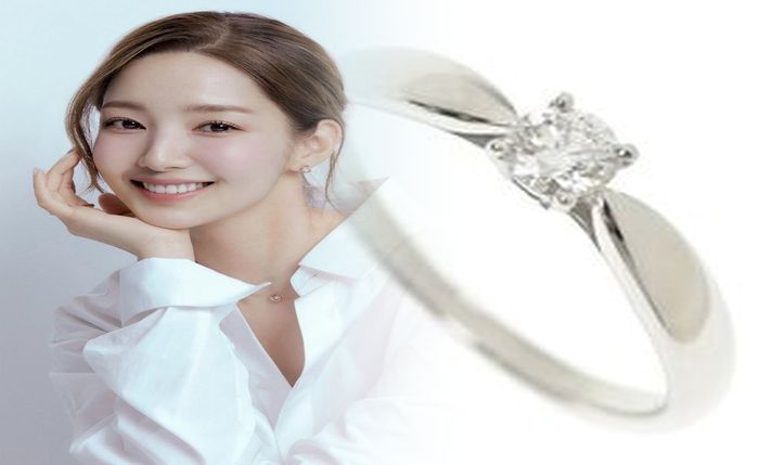 ティファニー 結婚 指輪 刻印 手彫り