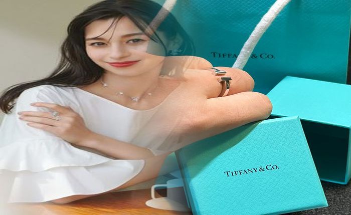 ティファニー セッティング 結婚 指輪