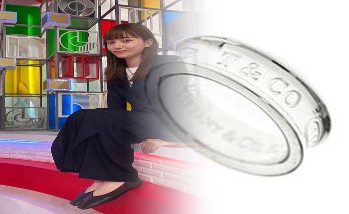 ジャスティン ビーバー 指輪 ティファニー