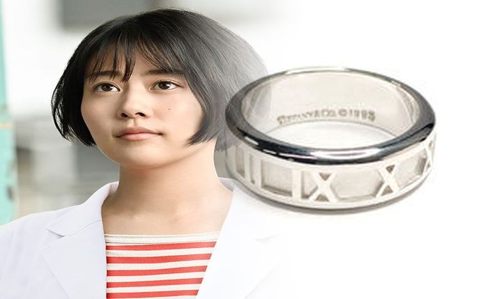 ティファニー 婚約 指輪 20 万